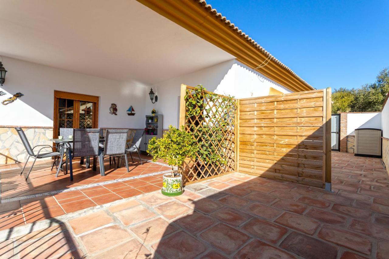 Casa Del Valle Con Piscina Privada Villa Alcaucín Exterior photo